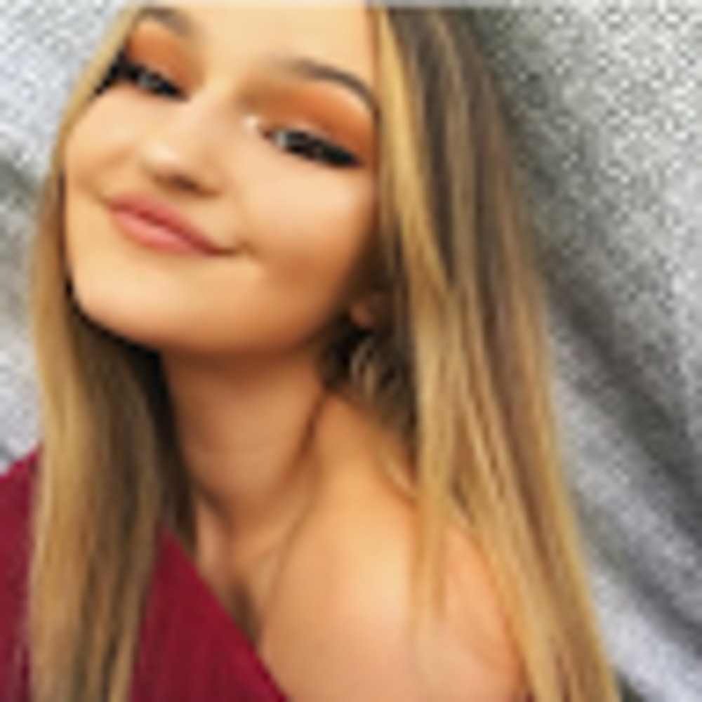 Meet your Posher, Paige